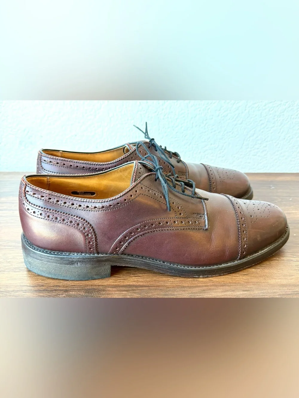 Allen Edmonds Brown/Burgundy Leather Brogue Cap-Toe Oxfords Size 10 D